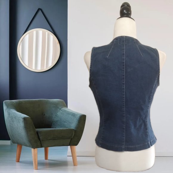 Beautiful Fitted Contrast Jean Vest - Picture 2 of 2